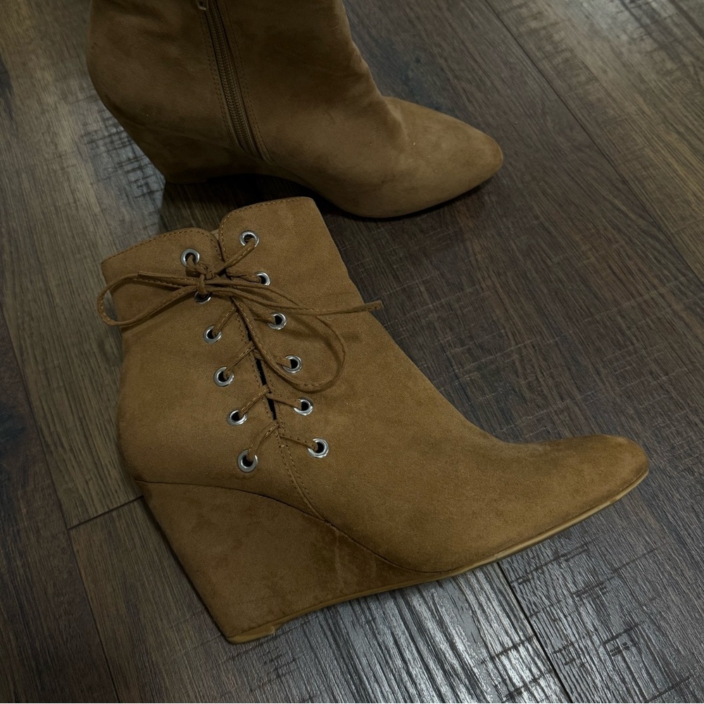 Forever 21 Tan Suede Wedge Boots